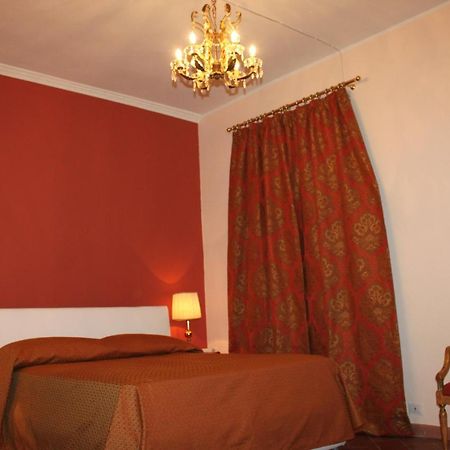 Lungarno Ponte Vecchio Hotel Флоренция Екстериор снимка